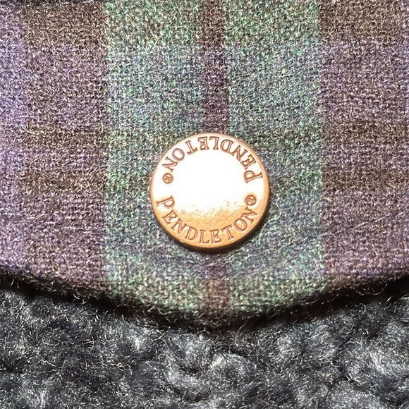 Pendleton Women's Navy Sherpa Jacket Plaid Trim Detail Size L - Picture 9 of 16